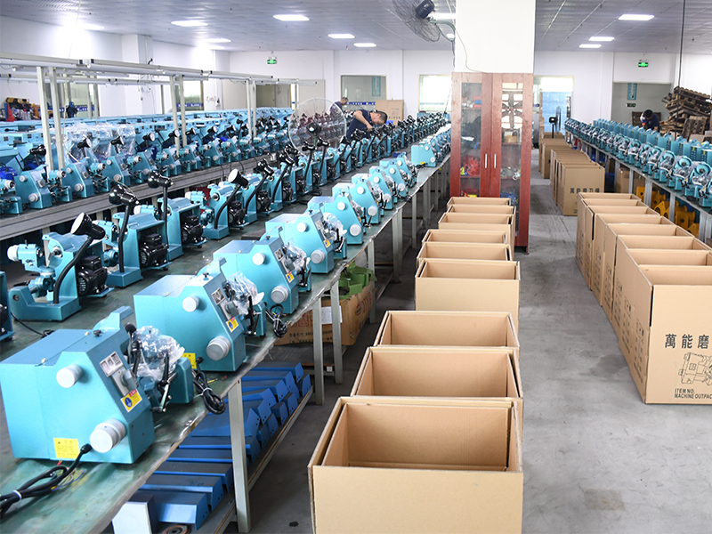昆雕磨刀機（jī）組裝（zhuāng）車間